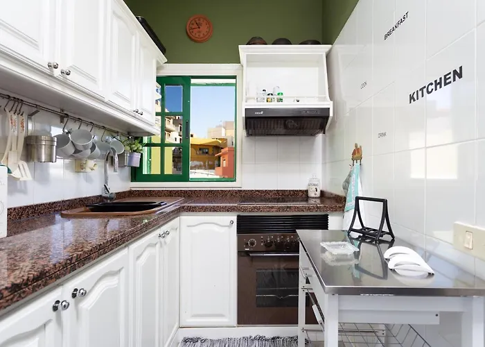 Vakantiehuis Home2book Charming Sea Front House