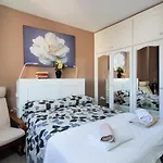 Vakantiehuis Home2book Charming Sea Front House El Escobonal