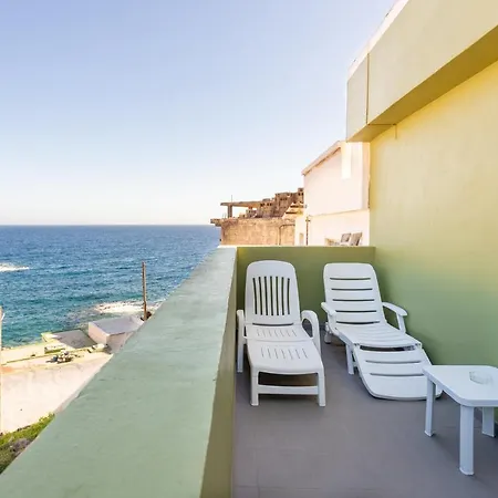 Home2book Charming Sea Front House Эль-Эскобональ