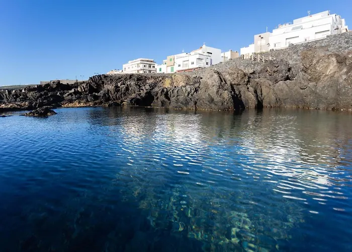 Home2book Charming Sea Front House Casa vacanze El Escobonal