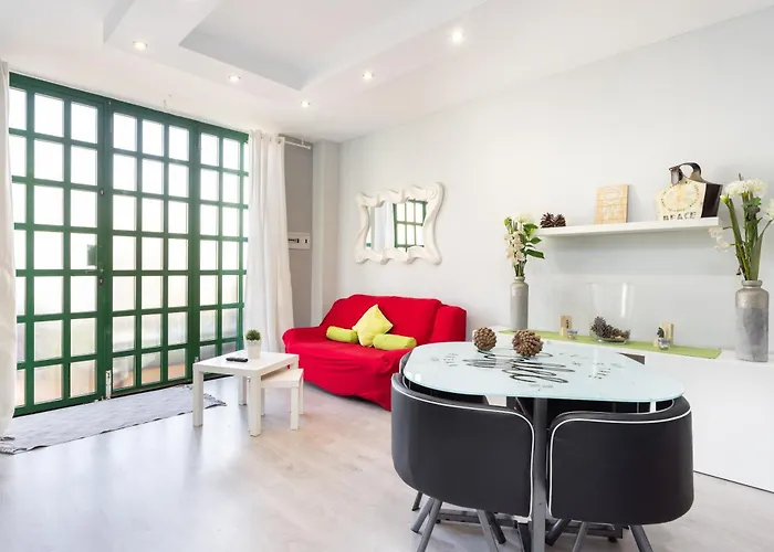 Home2book Charming Sea Front House Casa vacanze *