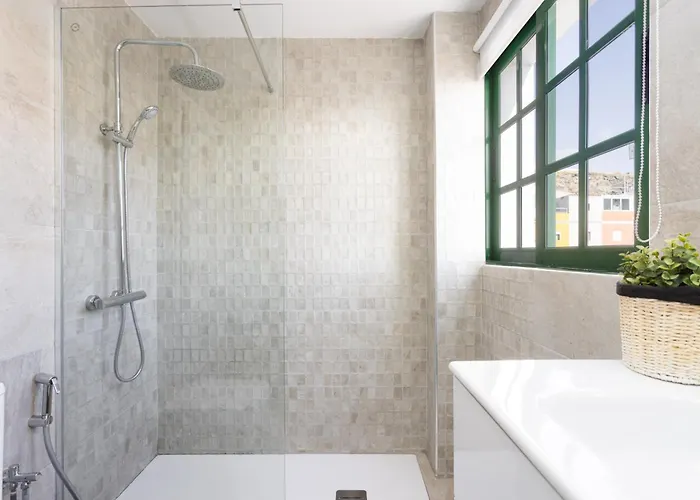 Home2book Charming Sea Front House Дом отдыха Эль-Эскобональ